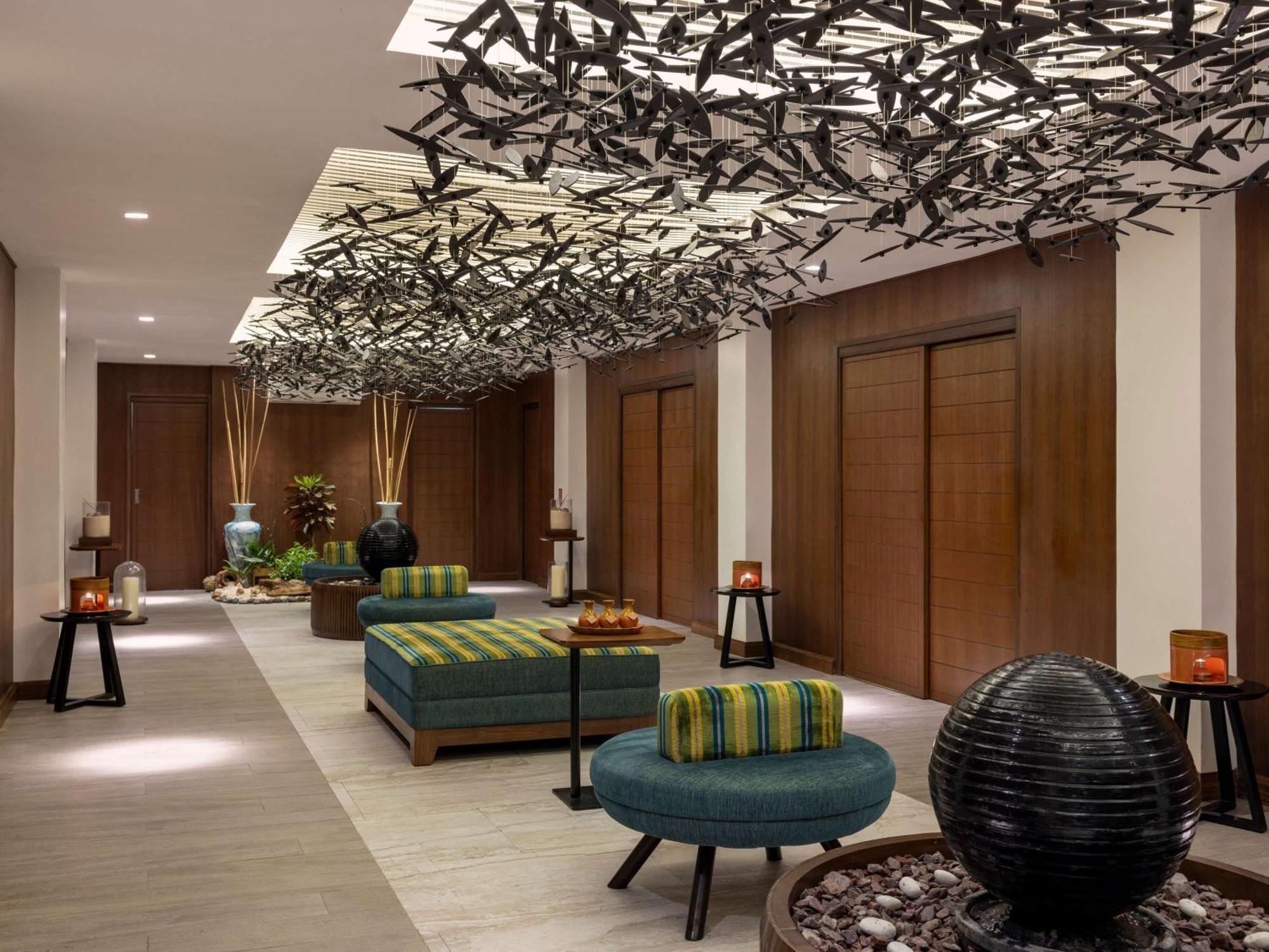 Movenpick Resort & Spa Boracay Yapak Экстерьер фото The lobby of the hotel