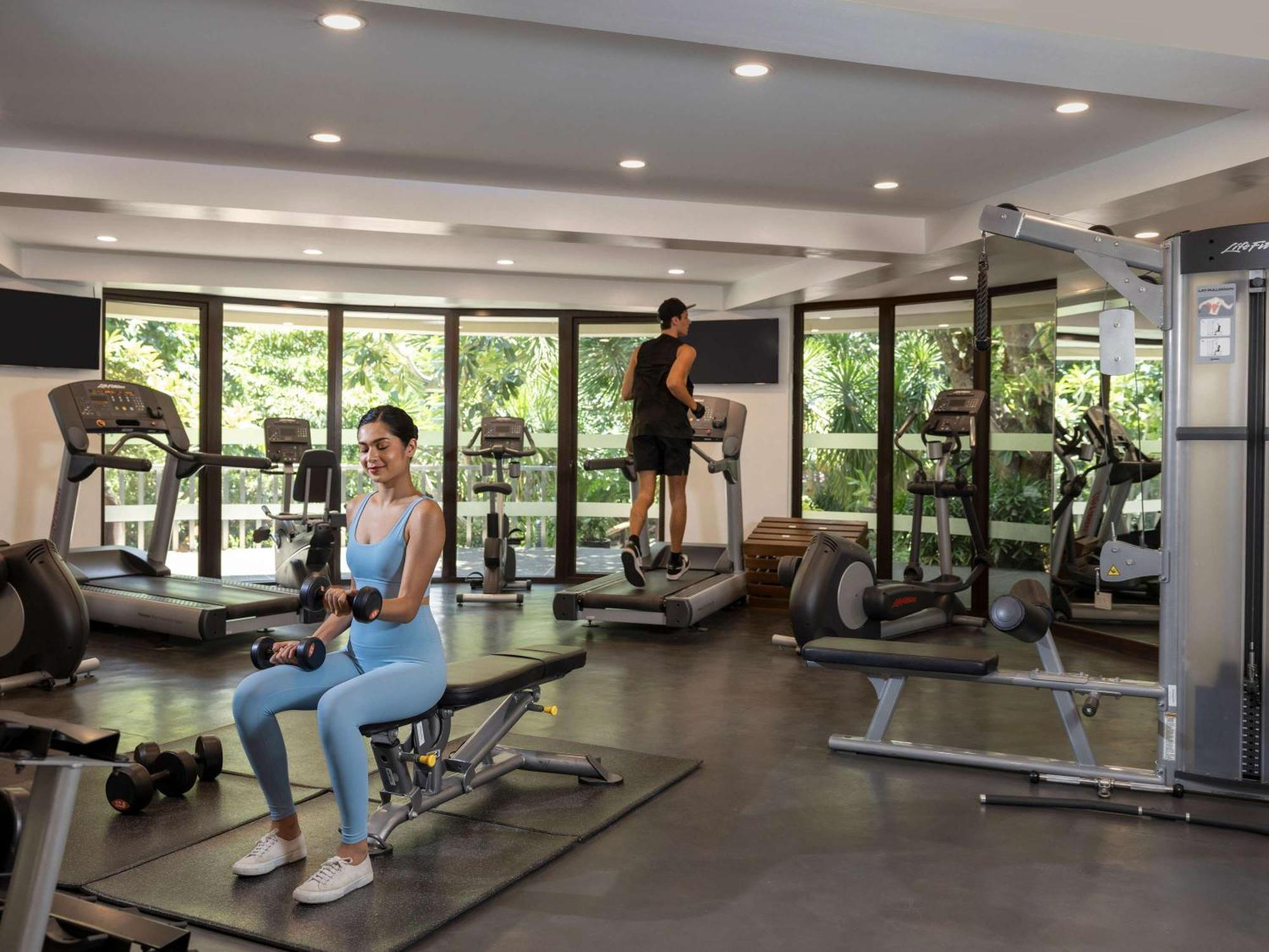 Movenpick Resort & Spa Boracay Yapak Экстерьер фото The gym at the hotel